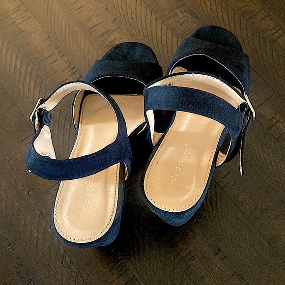 Notch This Again Platform Heels - Picture 4 of 10